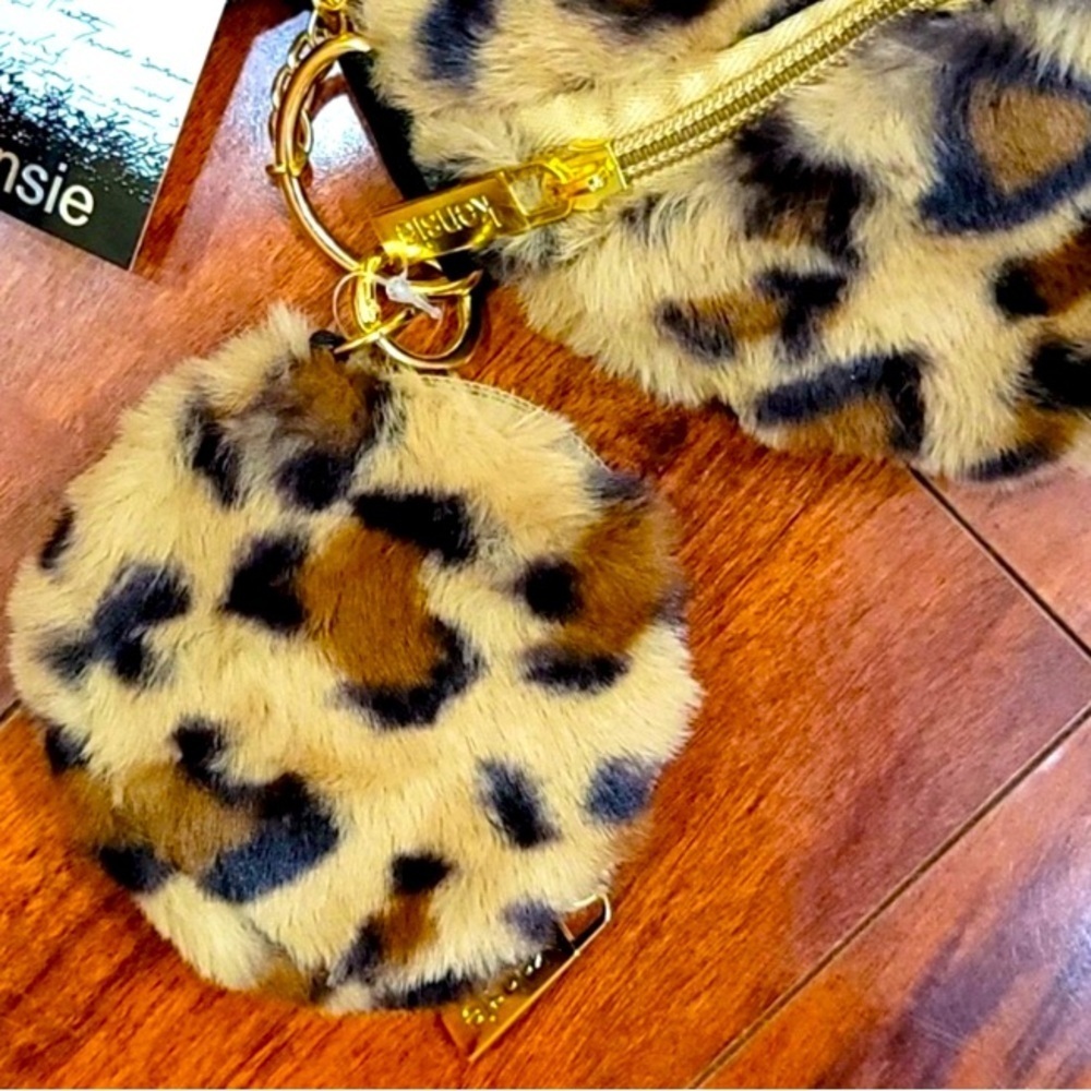 Leopard Faux Fur Belt Bag Crossbody w/Small Detachable Change Purse, NWT - Picture 2 of 10